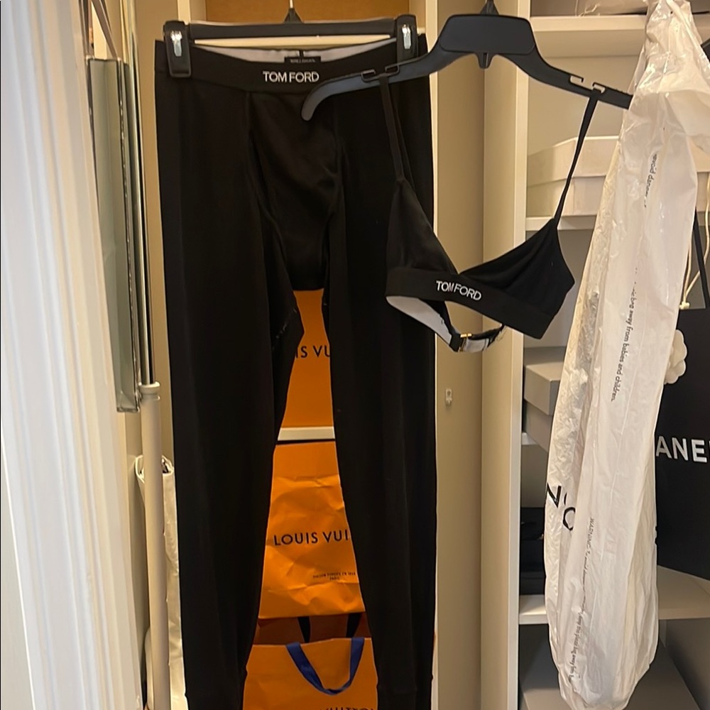 Tom Ford Black Leggings with Textured Stretch Fabric